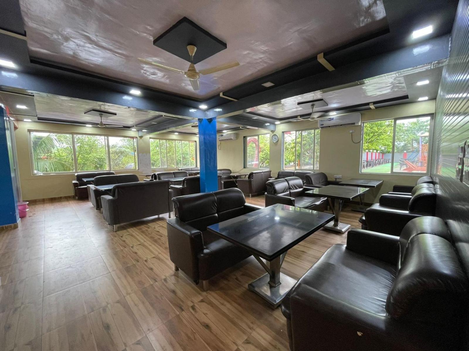 Wayfare Sp Resort Панвел Экстерьер фото